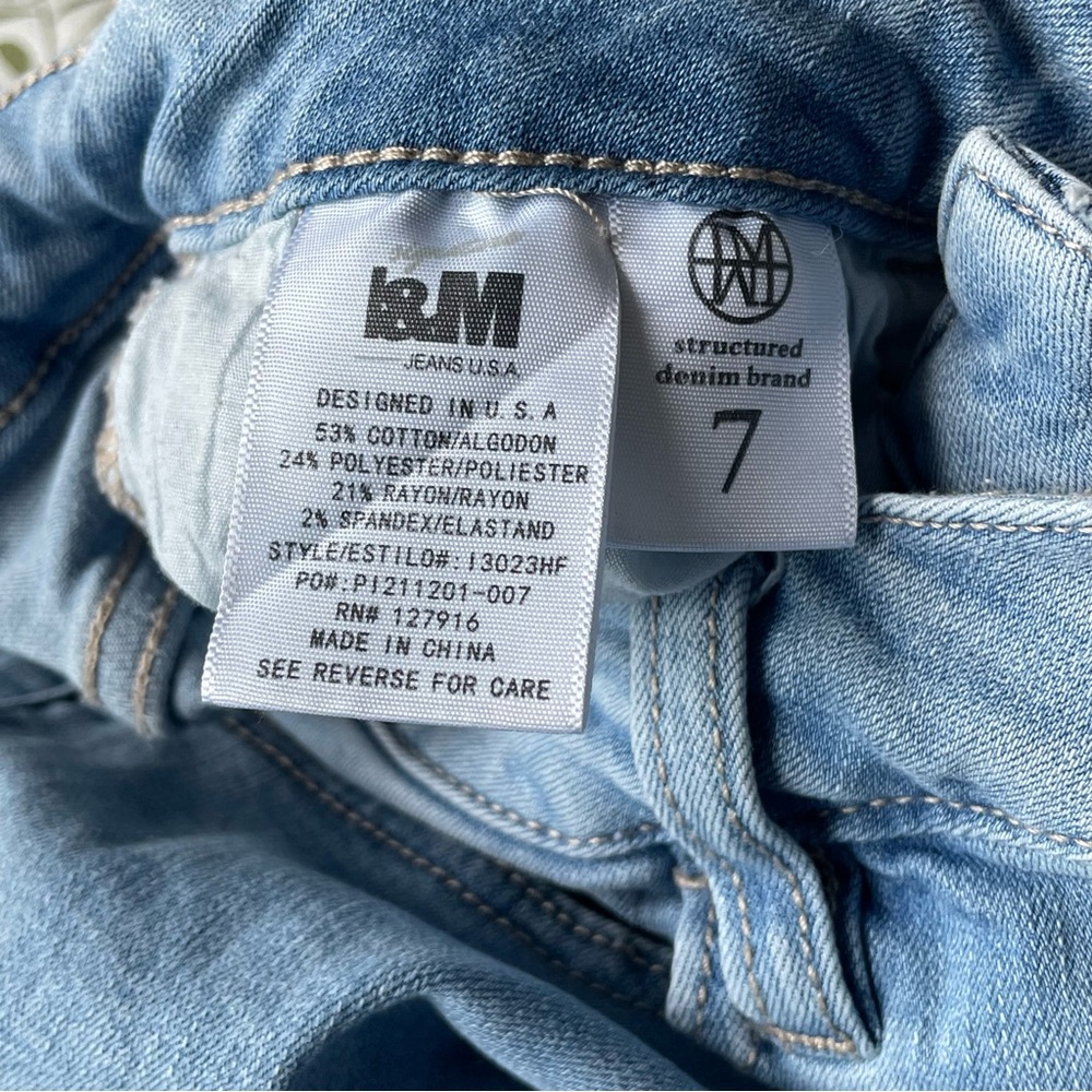 Signature I&M Light Blue Flare Jeans - Picture 6 of 9